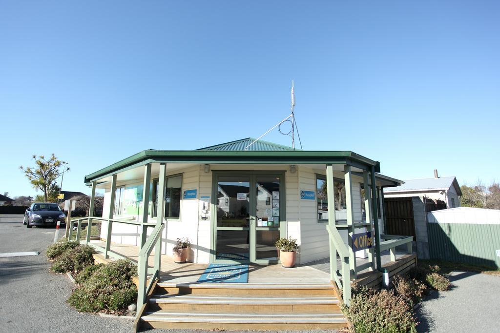 Timaru Top 10 Holiday Park Exterior foto